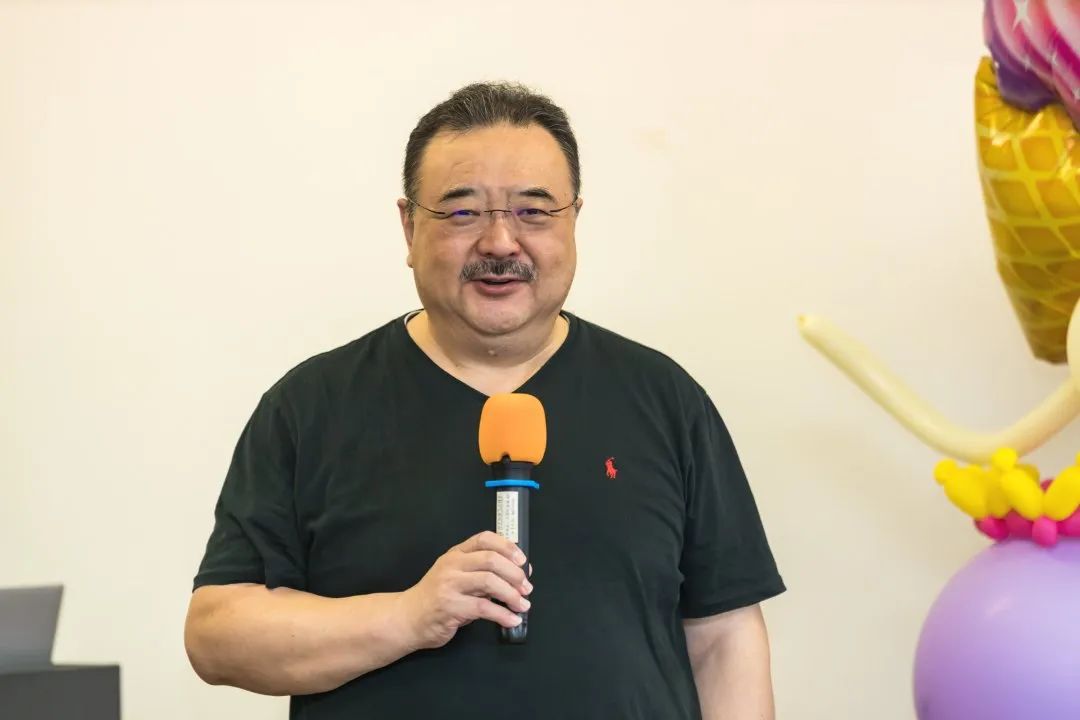 02.jpg